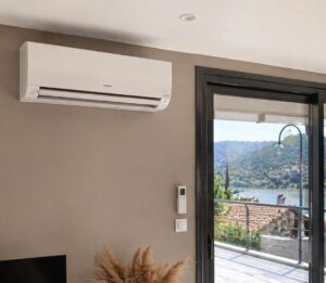 Installation professionnelle d'une pompe à chaleur air / air & air / eau à Tournon-sur-Rhône (07300) - Photo 01