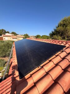 Pose d’un kit 3 kW de panneaux solaires autoconsommation à Castelnau-le-Lez (34170) - photo 02