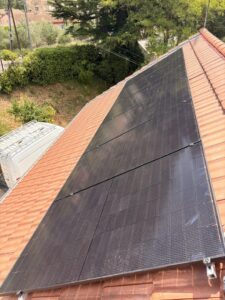 Installation d’un kit photovoltaïque 3 kW pour l’autoconsommation à Châteauneuf-du-Rhône (26780) - photo 01