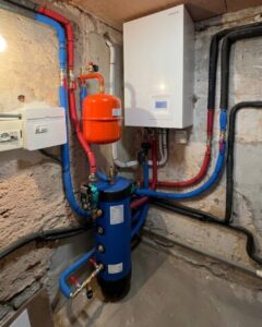 Installation d’une PAC air/eau 16kW Hitachi à Mornas (84550) - Photo 02